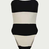 CapriWear – Schulterfreier Badeanzug