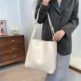 Rose - Boxy Leder Umhängetasche