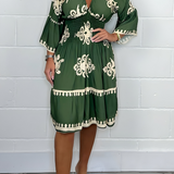 BohoWear - Kleid mit Muster und V-Ausschnitt