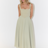 Bella | Elegantes Maxikleid A-Linie mit breiten Trägern – Schwarz, Weiß, Mintgrün