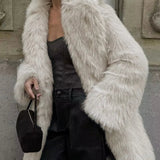 Macy | Weicher Kunstpelz-Mantel im Oversize-Look