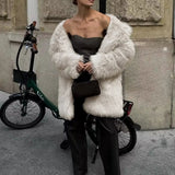 Macy | Weicher Kunstpelz-Mantel im Oversize-Look
