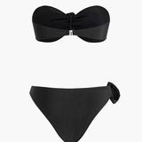 Jessica – Bandeau-Bikini mit Blumen-Details