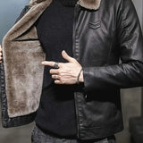 Herren – Lederjacke mit Fellkragen