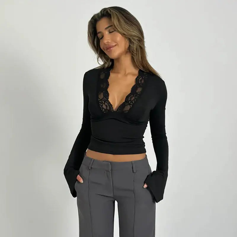 Roxana - Langarmshirt mit Spitze
