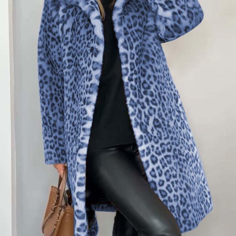 Eleganter Damenmantel im Leopardenmuster mit taillierter Passform