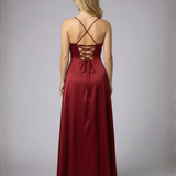 Elegantes Damen-Maxi-Kleid mit Beinschlitz – Femininer Stil für besondere Anlässe und vielseitige Kombinationsmöglichkeiten