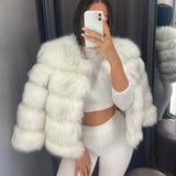 Lacy | Hochwertige Kunstfell-Jacke – Edles Design für Eleganz und Komfort