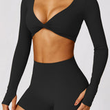 Livia – Langarm Crop-Top mit Twist