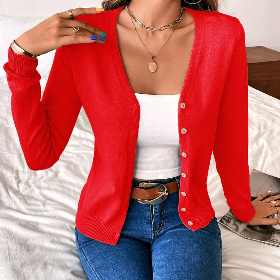 Dione | Elegante und Leichte Damenstrickjacke mit Knopfdetails