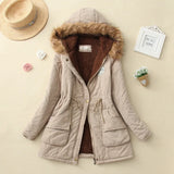 HILDE | Damen Winterjacke mit Kapuze – Warm und Gefüttert
