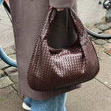 Charlyne - Geflochtene Hobo-Tasche