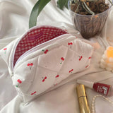 Kira - Kosmetiktasche mit Kirschmuster