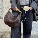 Tasche aus geflochtenem Kunstleder – Eleganz trifft auf modernen Stil