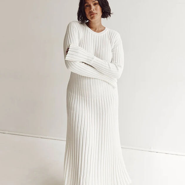 Lilli – Schwarzes Rippenstrick Maxikleid