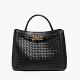 Carlee | Geflochtene Mini-Tasche mit edlem Akzent