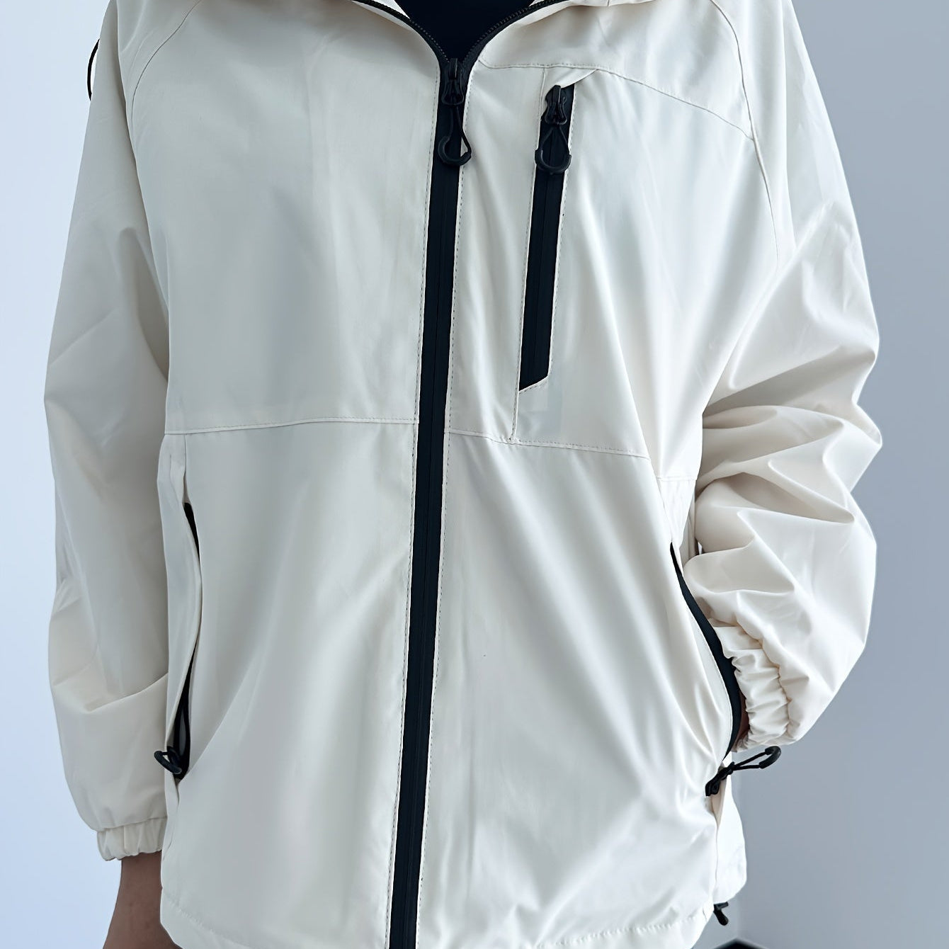 Julianne | Elegante Wasser- und Winddichte Regenjacke für Damen