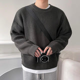 Minimalist Wear – Strickpullover