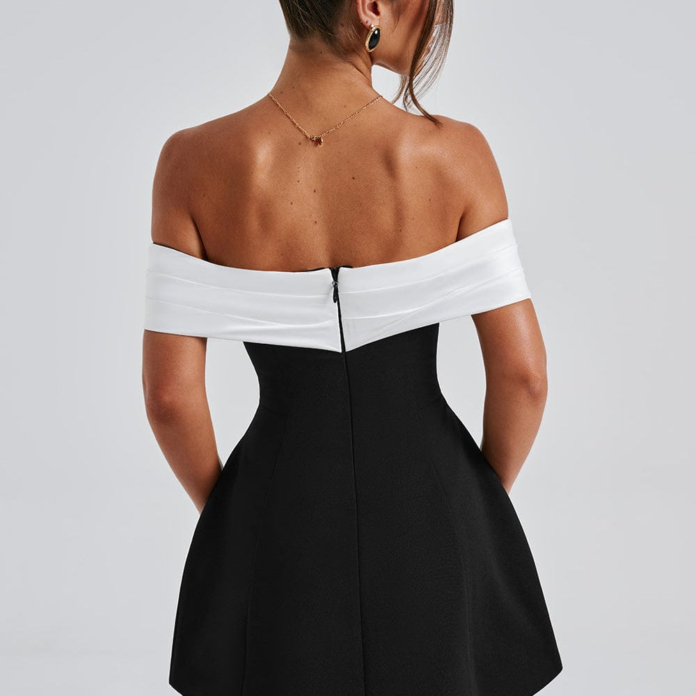 Delta - Schulterfreies Minikleid