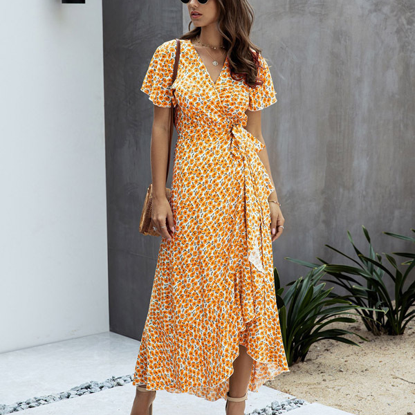 FloraWear – Geblümtes Wickelkleid