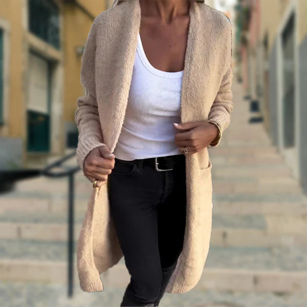 Lilly - Warme Strickjacke