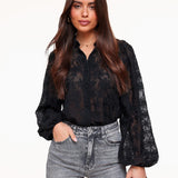 Transparente Bluse mit Blumenmuster