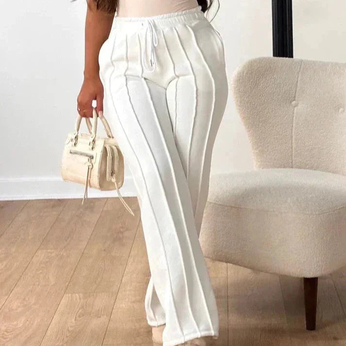 Gerade - Damenhose mit hoher Taille