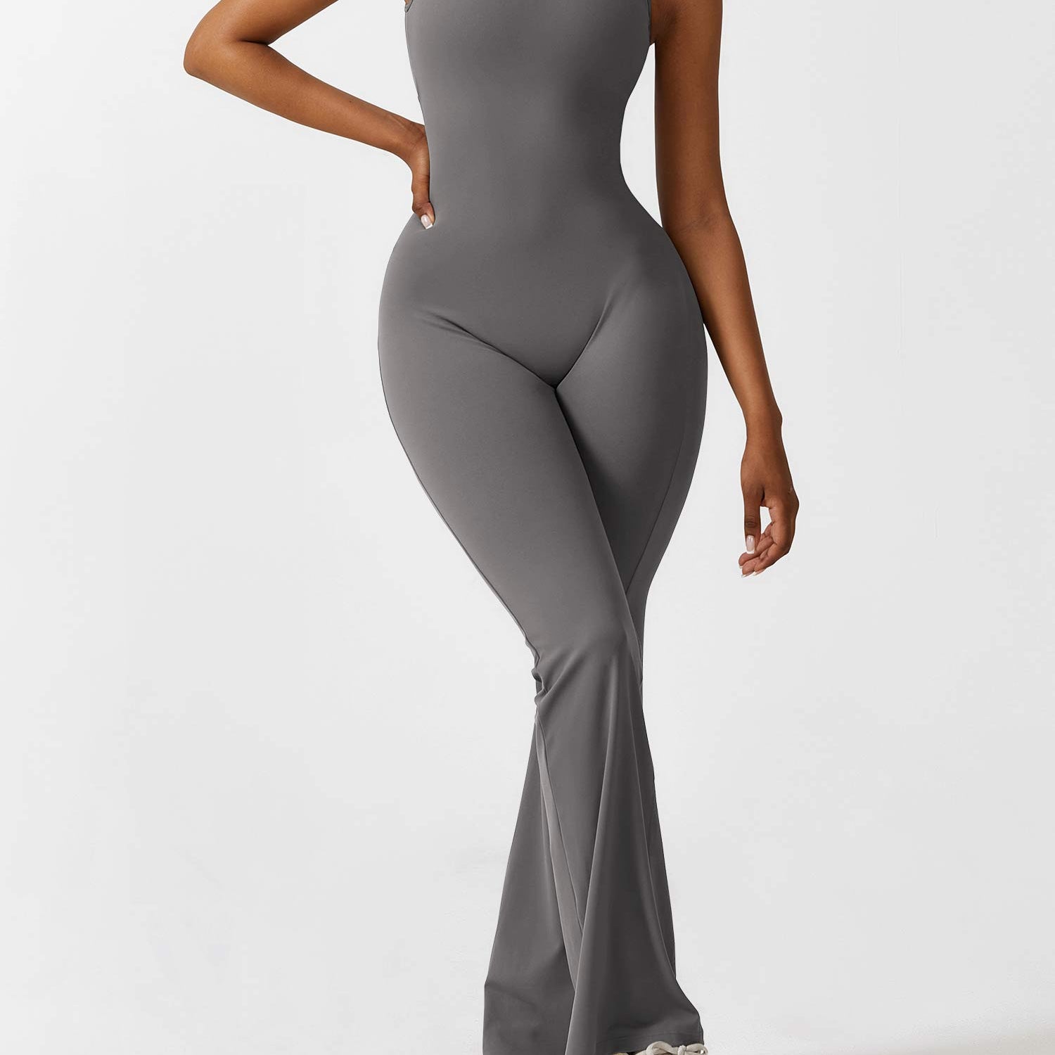 Sienna - Rückenfreier Flare-Jumpsuit