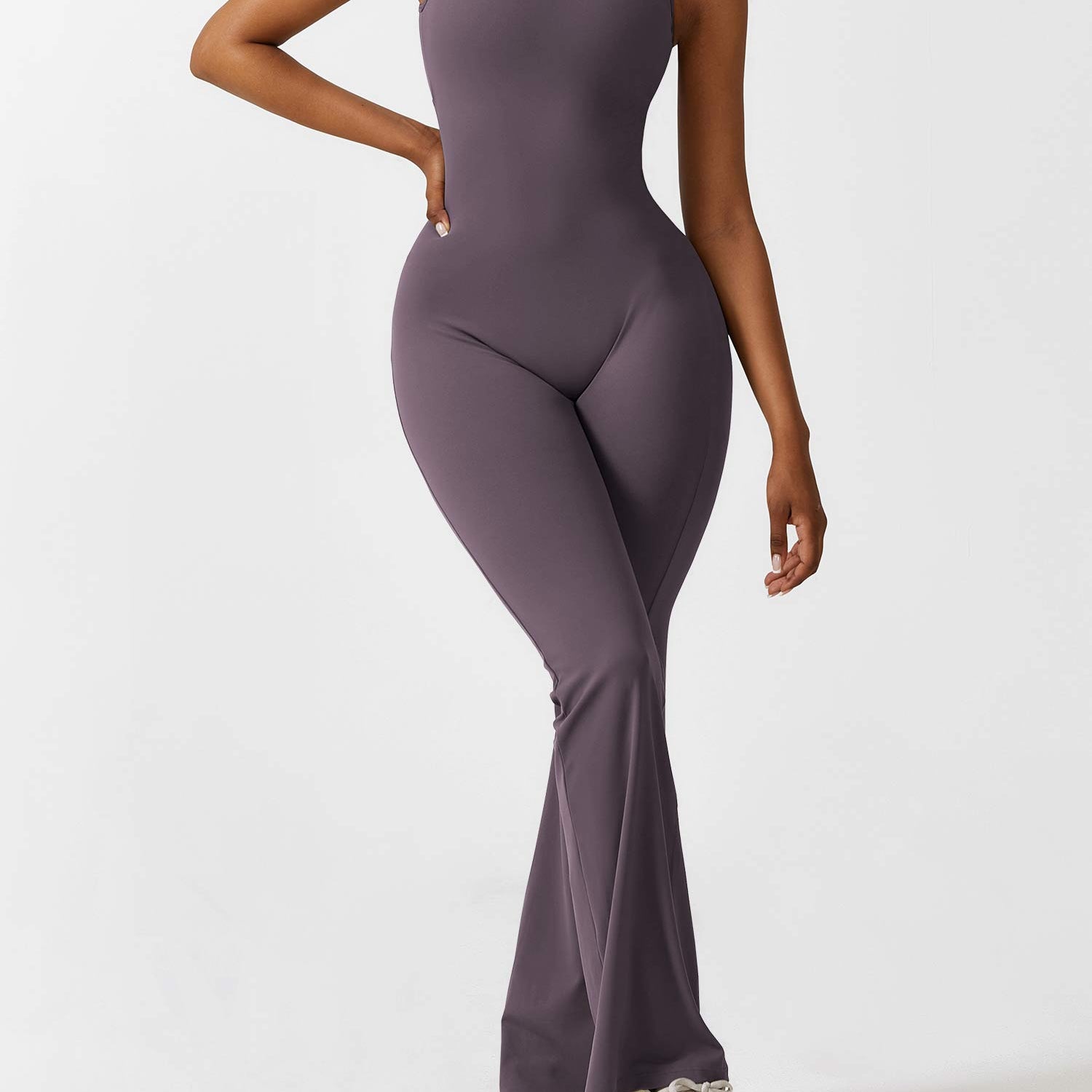 Sienna - Rückenfreier Flare-Jumpsuit